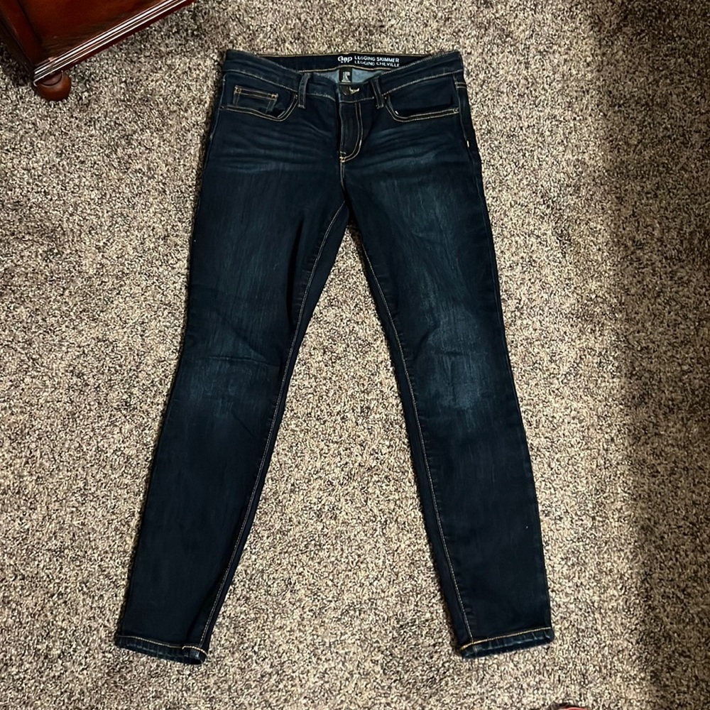 Gap skinny, legging skimmer, jeans.